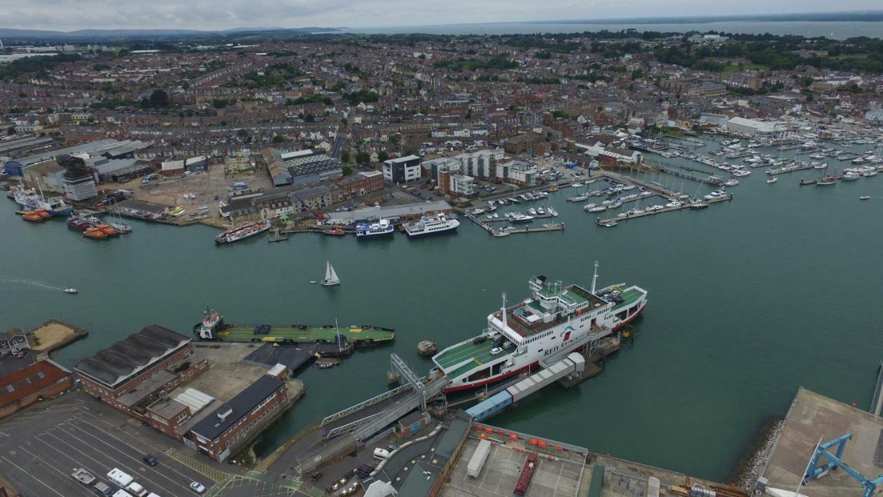 Halcyone Villa Cowes  Exteriér fotografie