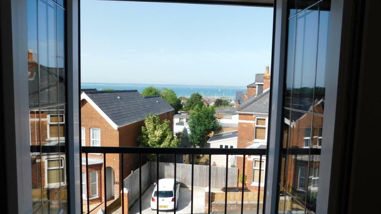 Halcyone Villa Cowes  Exteriér fotografie